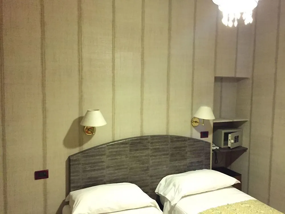 Hotel Museum Rom 3*,